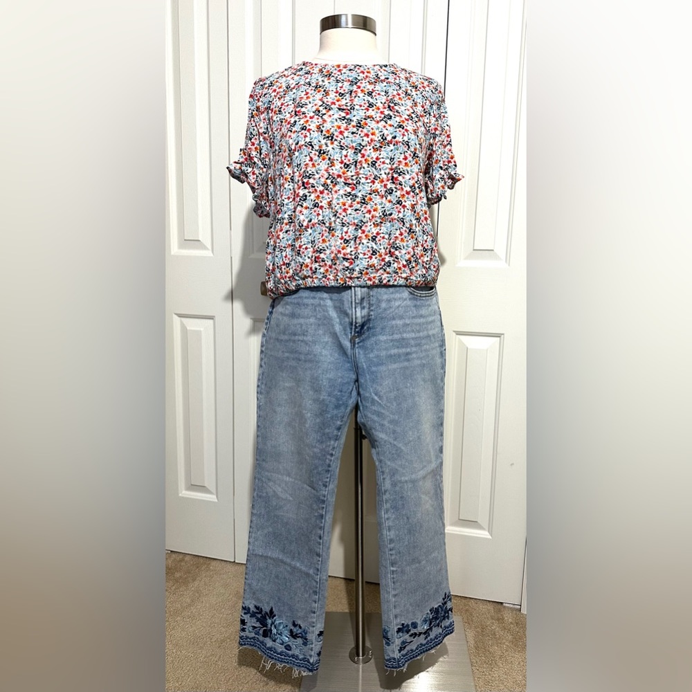 DRIFTWOOD Blue Ankle & Cropped Jeans with Floral Embroidery